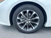 Thumbnail of 2018 Blizzard Pearl Toyota Avalon