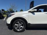 Thumbnail of 2018 White Diamond Pearl Honda CR-V