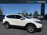 Photo of 2018 White Diamond Pearl Honda CR-V