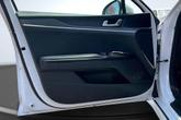 Thumbnail of 2022 Glacial White Pearl Kia K5