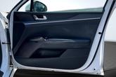 Thumbnail of 2022 Glacial White Pearl Kia K5