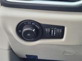 Thumbnail of 2023 Bright White Clearcoat Chrysler Pacifica