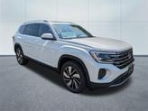 Photo of 2025 Opal White Pearl Effect Volkswagen Atlas
