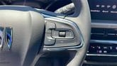 Thumbnail of 2025 White Frost Tricoat Buick Envista