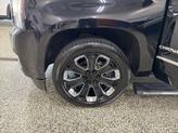 Thumbnail of 2018 Onyx Black GMC Yukon XL