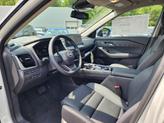 Thumbnail of 2025 Everest White Pearl/Super Black Nissan Rogue