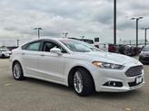 Thumbnail of 2013 White Platinum Ford Fusion