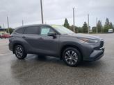 Thumbnail of 2024 Magnetic Gray Metallic Toyota Highlander