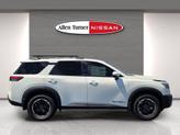 Thumbnail of 2025 Glacier White Nissan Pathfinder