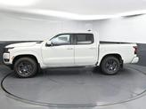 Thumbnail of 2025 Glacier White Nissan Frontier