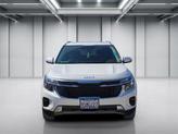 Thumbnail of 2025 Snow White Pearl Kia Seltos