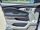 Thumbnail of 2021 Lunar Silver Metallic Honda Pilot