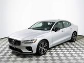 Thumbnail of 2025 Silver Dawn Metallic Volvo S60