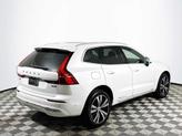 Thumbnail of 2022 Crystal White Metallic Volvo XC60