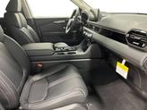 Thumbnail of 2025 Platinum White Pearl Honda Pilot