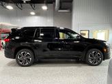 Thumbnail of 2026 ebony twilight metallic Buick Enclave