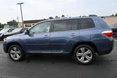 Thumbnail of 2013 Shoreline Blue Metallic Toyota Highlander