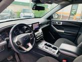 Thumbnail of 2021 Oxford White Ford Explorer