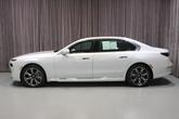 Thumbnail of 2023 Mineral White Metallic BMW i7