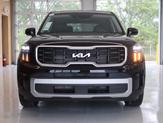 Thumbnail of 2025 Ebony Black Kia Telluride