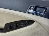 Thumbnail of 2013 Snow White Pearl Kia Optima