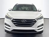 Thumbnail of 2016 Winter White Hyundai TUCSON