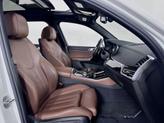 Thumbnail of 2019 Alpine White BMW X5