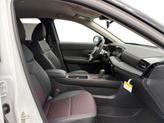 Thumbnail of 2025 Aspen White Tricoat/Super Black Nissan Kicks