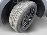 Thumbnail of 2025 Glacial White Pearl Kia Telluride