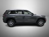 Thumbnail of 2024 Baltic Gray Metallic Clearcoat Jeep Grand Cherokee