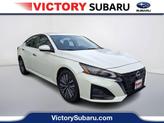 Photo of 2023 White Nissan Altima