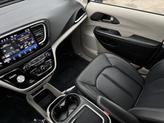 Thumbnail of 2024 Brilliant Black Crystal Pearlcoat Chrysler Pacifica