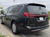 Thumbnail of 2024 Brilliant Black Crystal Pearlcoat Chrysler Pacifica