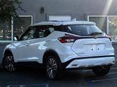 Thumbnail of 2022 White Nissan Kicks