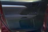 Thumbnail of 2017 Ooh La La Rouge Mica Toyota Highlander