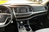 Thumbnail of 2017 Ooh La La Rouge Mica Toyota Highlander