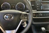 Thumbnail of 2017 Ooh La La Rouge Mica Toyota Highlander
