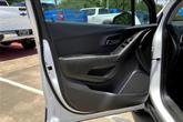 Thumbnail of 2019 Summit White Chevrolet Trax