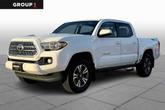 Photo of 2016 Super White Toyota Tacoma