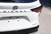 Thumbnail of 2025 Wind Chill Prl Toyota Sienna