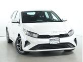Thumbnail of 2023 Snow White Pearl Kia Forte
