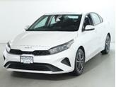 Photo of 2023 Snow White Pearl Kia Forte