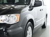 Thumbnail of 2016 Brilliant Black Crystal Pearlcoat Chrysler Town & Country