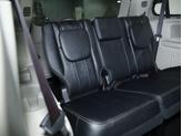 Thumbnail of 2016 Brilliant Black Crystal Pearlcoat Chrysler Town & Country