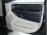 Thumbnail of 2016 Brilliant Black Crystal Pearlcoat Chrysler Town & Country