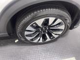 Thumbnail of 2025 White Ford Explorer