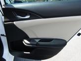Thumbnail of 2018 Taffeta White Honda Civic