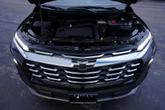 Thumbnail of 2025 Mosaic Black Metallic Chevrolet Equinox