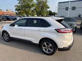 Thumbnail of 2019 White Platinum Metallic Tri-Coat Ford Edge