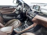 Thumbnail of 2018 Alpine White BMW X1